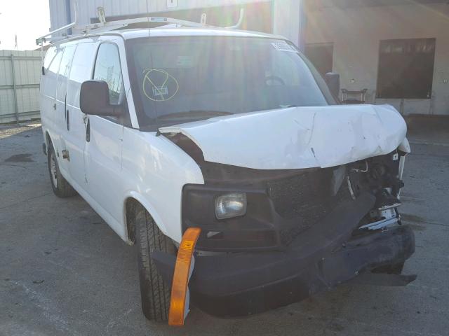 1GCUGADX7A1150161 - 2010 CHEVROLET EXPRESS G1 WHITE photo 1