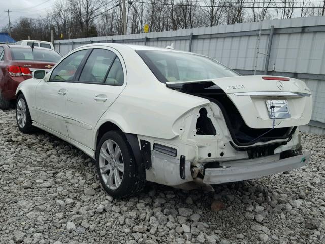 WDBUF87XX9B365951 - 2009 MERCEDES-BENZ E 350 4MAT WHITE photo 3