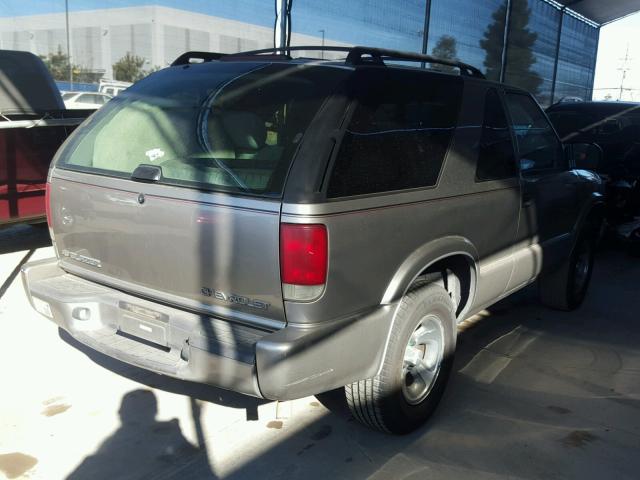 1GNCS18W51K154867 - 2001 CHEVROLET BLAZER TAN photo 4