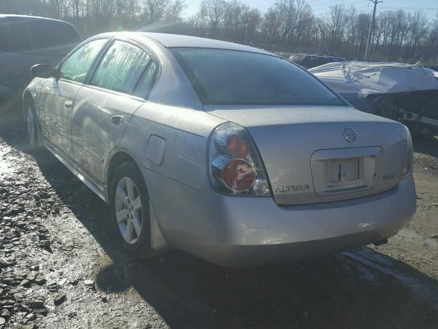 1N4AL11D83C309128 - 2003 NISSAN ALTIMA BAS GRAY photo 3