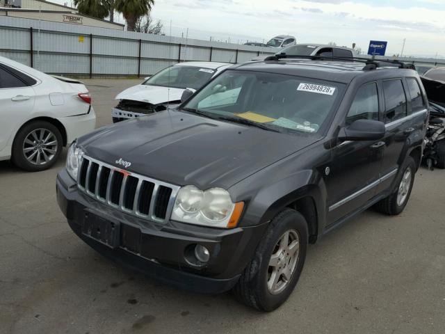 1J4HR58235C511780 - 2005 JEEP GRAND CHER GRAY photo 2