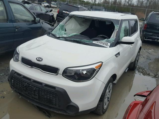 KNDJN2A22E7012649 - 2014 KIA SOUL WHITE photo 2