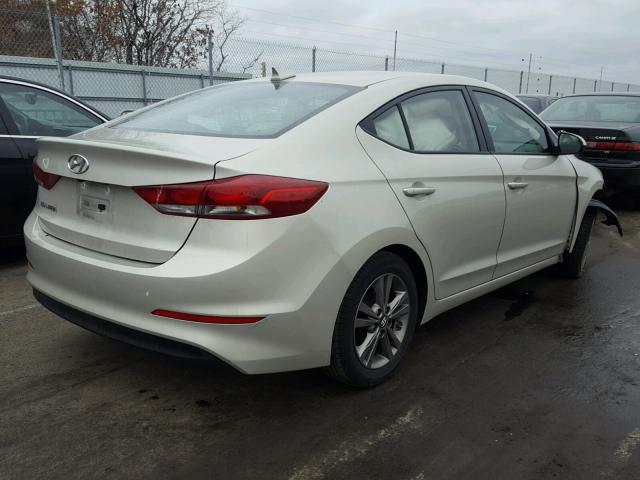 5NPD84LF3HH000445 - 2017 HYUNDAI ELANTRA SE SILVER photo 4