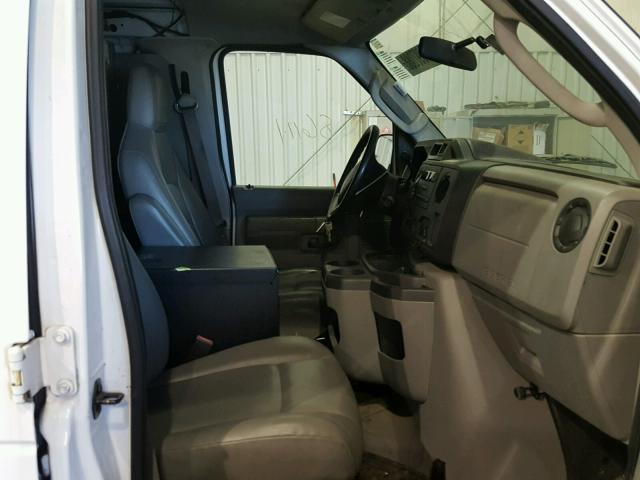 1FTNE2EL9ADA60245 - 2010 FORD ECONOLINE WHITE photo 5