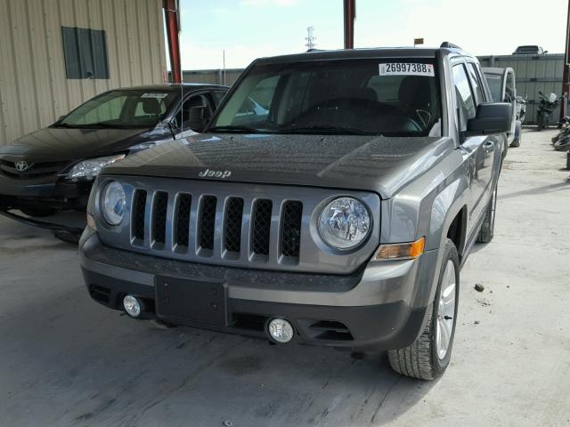 1C4NJRFB6DD192460 - 2013 JEEP PATRIOT LA GRAY photo 2