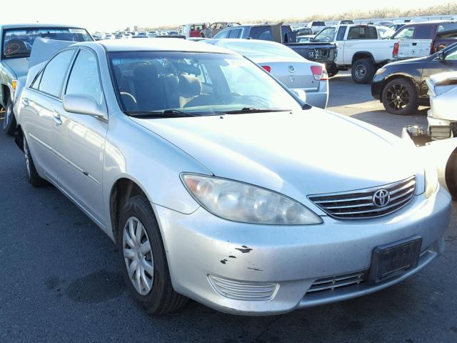 4T1BE32K45U094308 - 2005 TOYOTA CAMRY LE SILVER photo 1