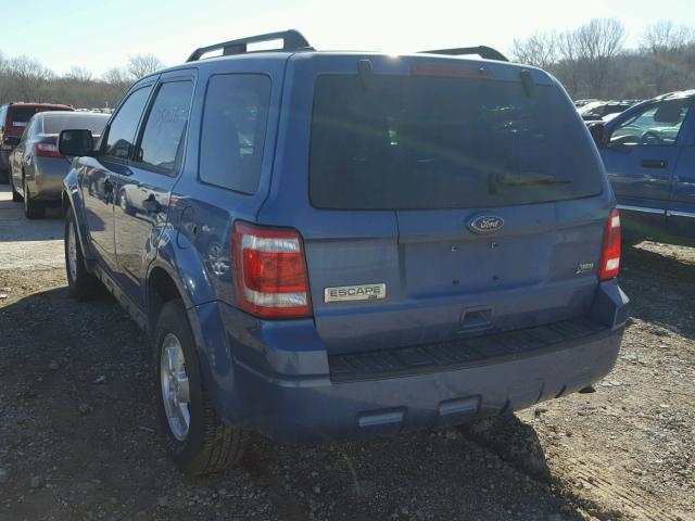 1FMCU9DG6AKD19546 - 2010 FORD ESCAPE XLT BLUE photo 3