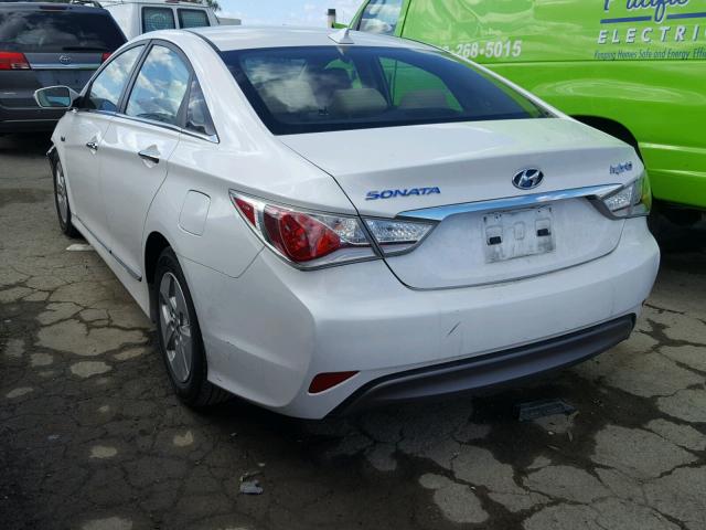 KMHEC4A4XCA062635 - 2012 HYUNDAI SONATA HYB WHITE photo 3