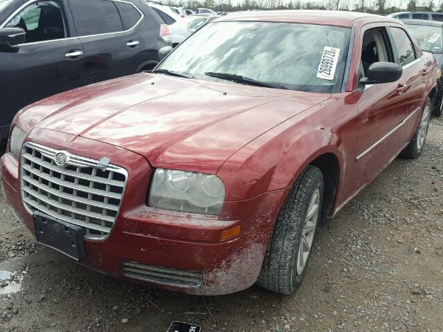 2C3KA43R98H217548 - 2008 CHRYSLER 300 LX RED photo 2