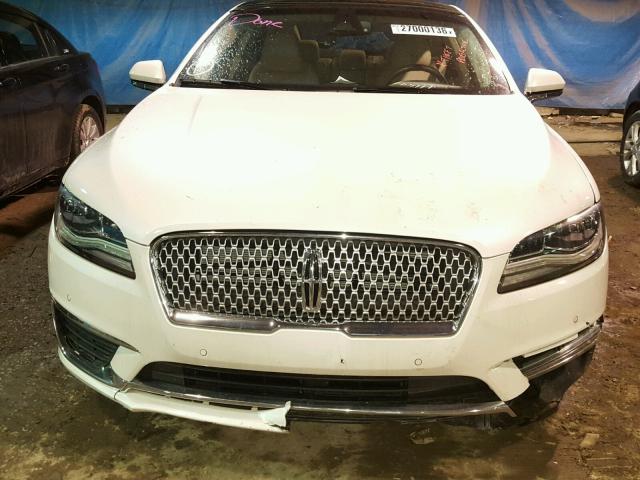 3LN6L5FC4HR611639 - 2017 LINCOLN MKZ RESERV WHITE photo 10