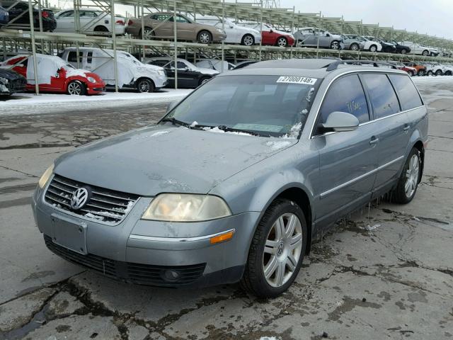 WVWDD63B35E153469 - 2005 VOLKSWAGEN PASSAT GLS SILVER photo 2