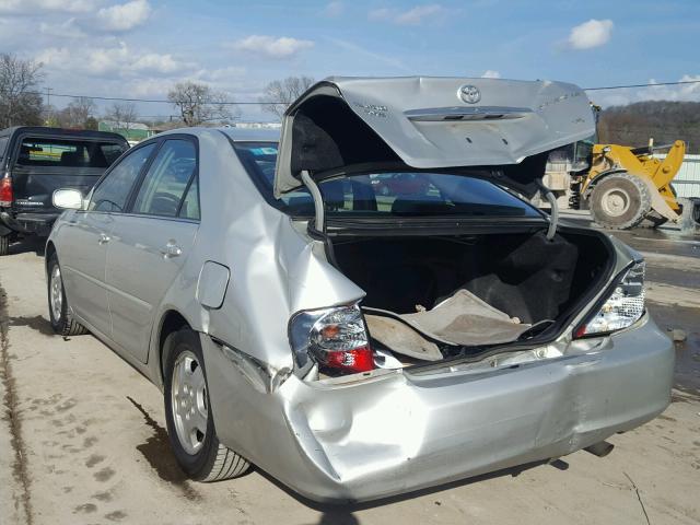 4T1BF32K43U042932 - 2003 TOYOTA CAMRY LE SILVER photo 3