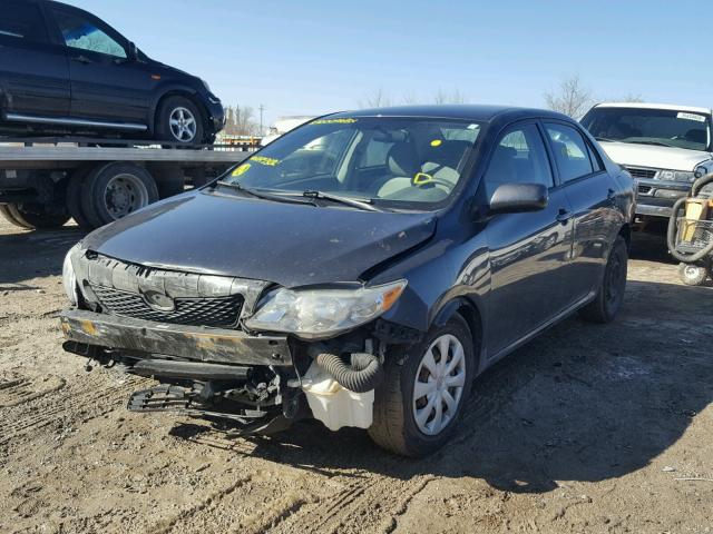 1NXBU40E29Z145302 - 2009 TOYOTA COROLLA BA GRAY photo 2