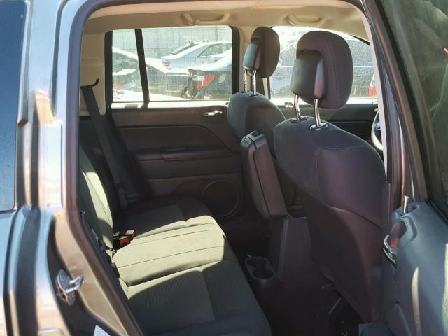 1C4NJDBBXCD583103 - 2012 JEEP COMPASS SP GRAY photo 6