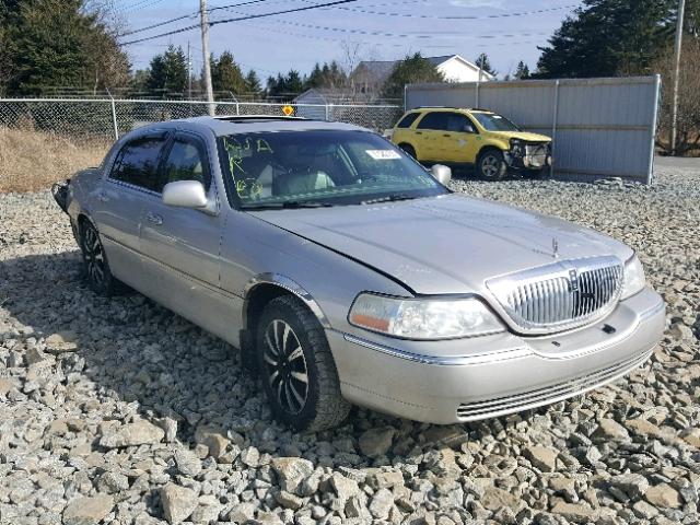 1LNHM82W45Y631104 - 2005 LINCOLN TOWN CAR S TAN photo 1