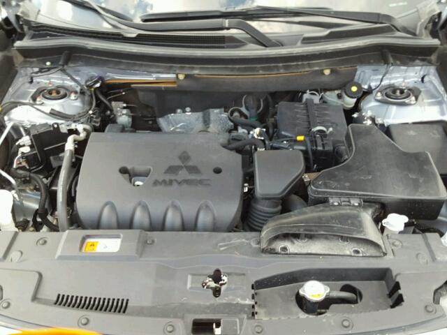 JA4AD3A35GZ000661 - 2016 MITSUBISHI OUTLANDER GRAY photo 7