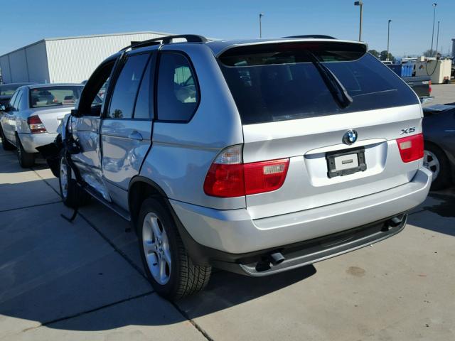 5UXFA535X2LP30722 - 2002 BMW X5 3.0I SILVER photo 3