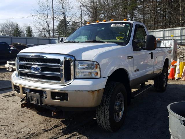 1FTSF31P96ED00720 - 2006 FORD F350 SRW S WHITE photo 2