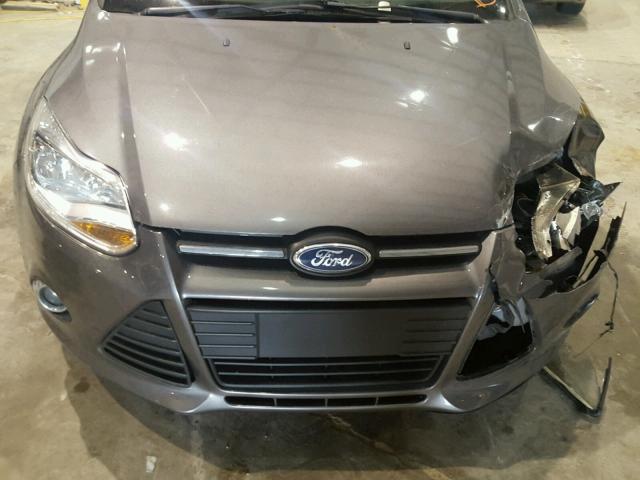 1FAHP3K27CL152882 - 2012 FORD FOCUS SE GRAY photo 7