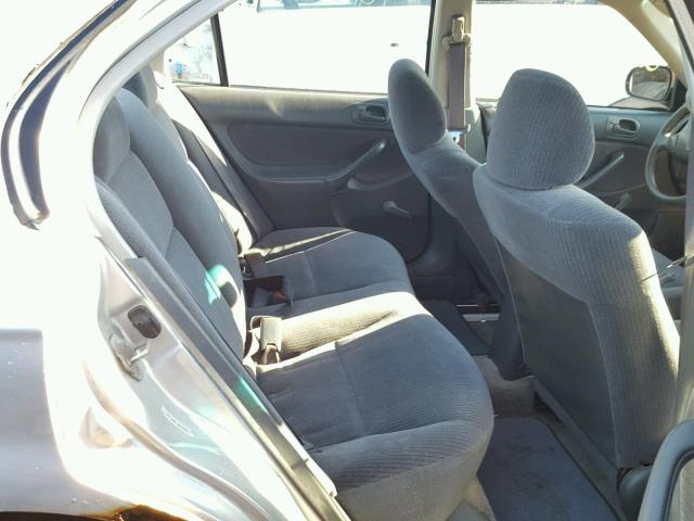 2HGEJ6618YH550187 - 2000 HONDA CIVIC BASE SILVER photo 6