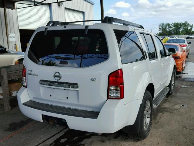 5N1AR1NN9AC609247 - 2010 NISSAN PATHFINDER WHITE photo 4