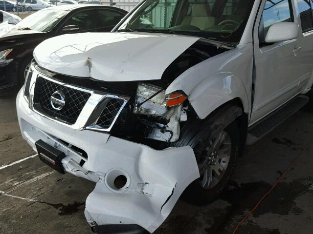 5N1AR1NN9AC609247 - 2010 NISSAN PATHFINDER WHITE photo 9