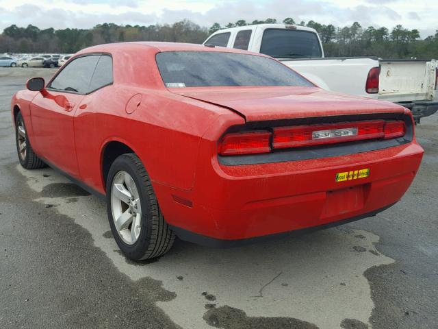 2B3CJ4DV8AH157524 - 2010 DODGE CHALLENGER RED photo 3