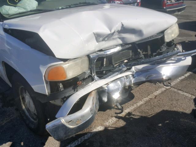 3GKEC16TX1G284372 - 2001 GMC YUKON XL C WHITE photo 9