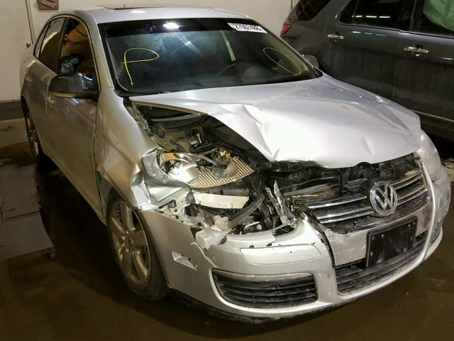 3VWRM71K98M052866 - 2008 VOLKSWAGEN JETTA SE SILVER photo 1