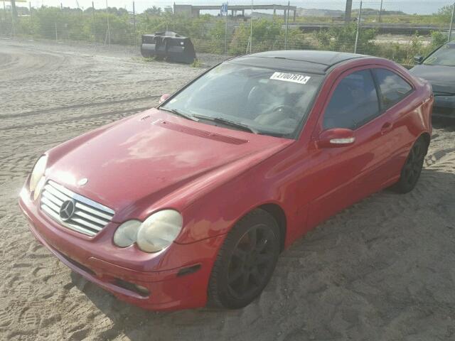 WDBRN40J84A592139 - 2004 MERCEDES-BENZ C 230K SPO RED photo 2