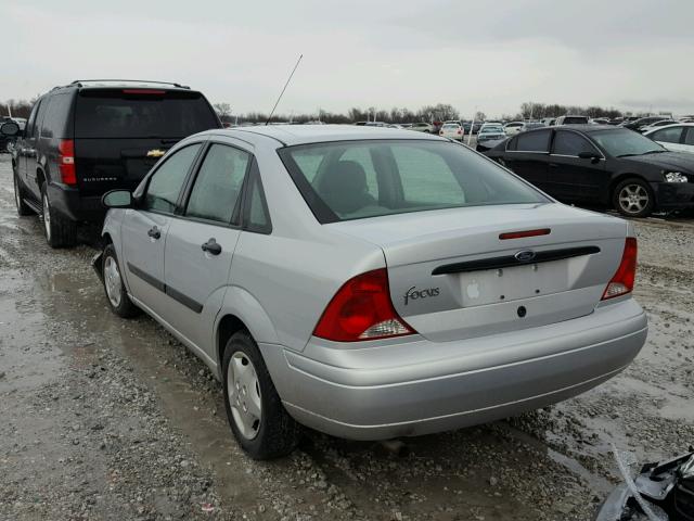 1FAFP33P71W375596 - 2001 FORD FOCUS LX SILVER photo 3