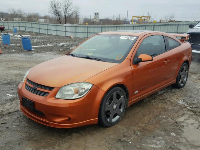 1G1AP14P067685722 - 2006 CHEVROLET COBALT SS ORANGE photo 2