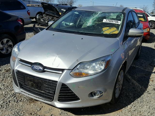 1FAHP3H21CL314688 - 2012 FORD FOCUS SEL SILVER photo 2