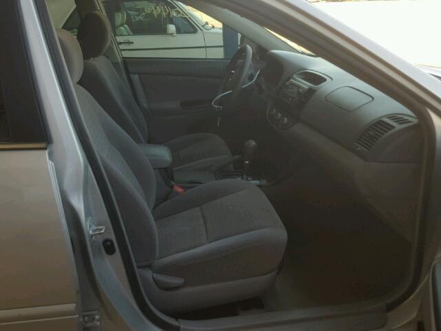 4T1BE32K86U141888 - 2006 TOYOTA CAMRY LE 银色 照片 5