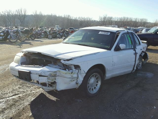 2FAFP74W0XX169286 - 1999 FORD CROWN VICT WHITE photo 2