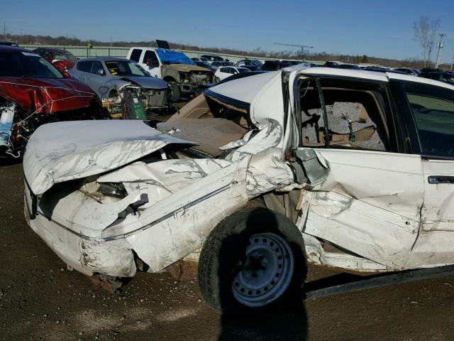 2FAFP74W0XX169286 - 1999 FORD CROWN VICT WHITE photo 9