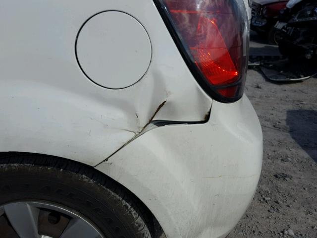 KNADH5A36A6659695 - 2010 KIA RIO LX Սպիտակ լուսանկար 9