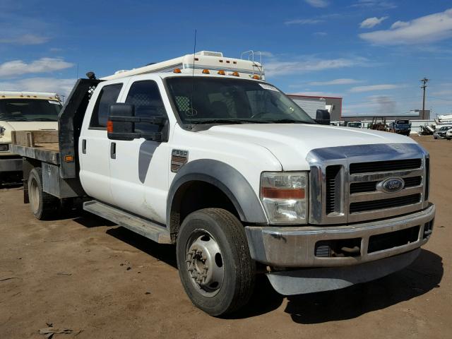 1FDAW5GR8AEA23787 - 2010 FORD F550 SUPER WHITE photo 1