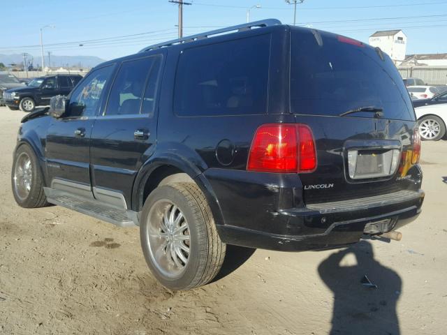 5LMFU27R44LJ30343 - 2004 LINCOLN NAVIGATOR BLACK photo 3