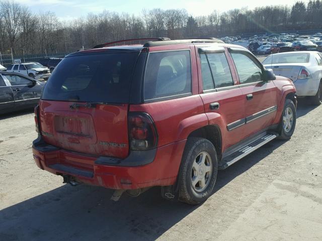 1GNDT13S122263446 - 2002 CHEVROLET TRAILBLAZE RED photo 4