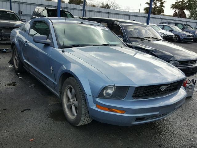 1ZVFT80N955101069 - 2005 FORD MUSTANG BLUE photo 1