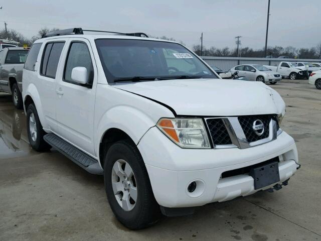 5N1AR18W95C720083 - 2005 NISSAN PATHFINDER WHITE photo 1