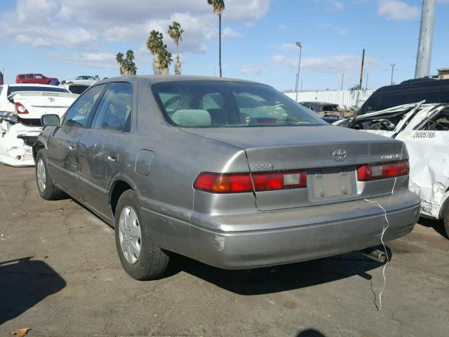 JT2BG22K5X0368840 - 1999 TOYOTA CAMRY LE TAN photo 3