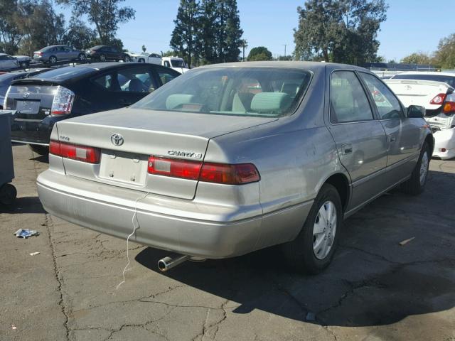 JT2BG22K5X0368840 - 1999 TOYOTA CAMRY LE TAN photo 4