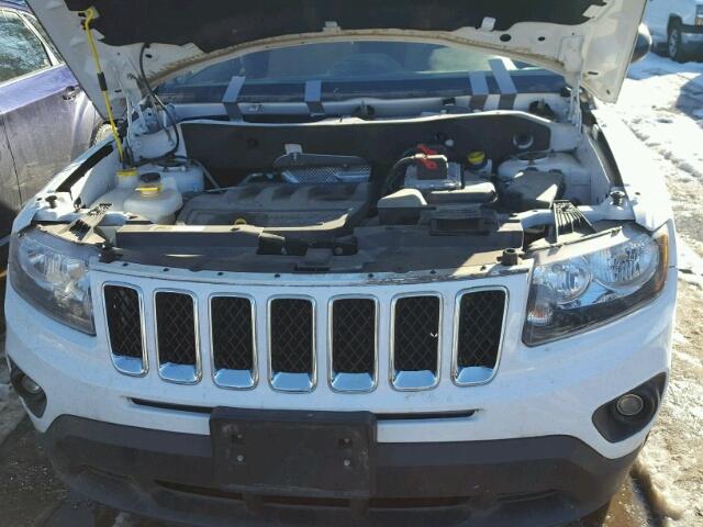 1C4NJDBB0ED586305 - 2014 JEEP COMPASS SP WHITE photo 7