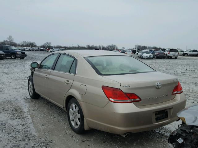 4T1BK36B77U172456 - 2007 TOYOTA AVALON XL GOLD photo 3