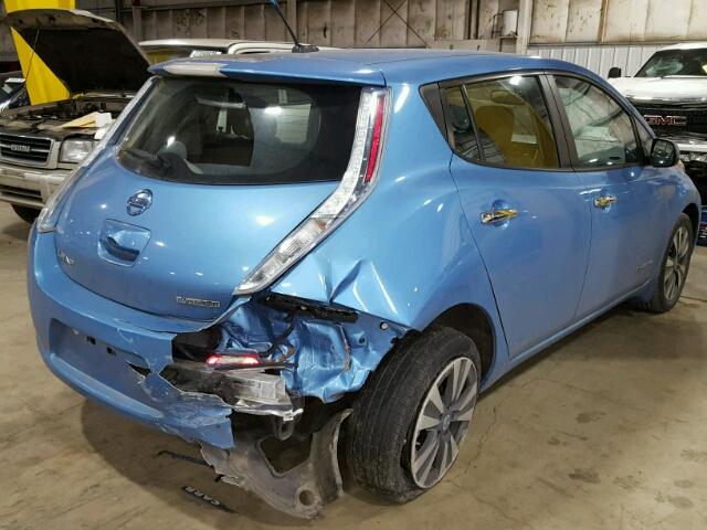 1N4AZ0CP2EC337834 - 2014 NISSAN LEAF S BLUE photo 4