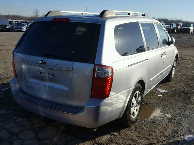 KNDMB233066057804 - 2006 KIA SEDONA EX SILVER photo 4