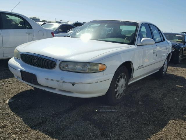 2G4WS52M8W1436363 - 1998 BUICK CENTURY CU WHITE photo 2