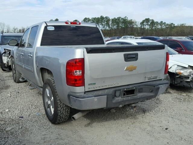 3GCPCSE00BG253196 - 2011 CHEVROLET SILVERADO SILVER photo 3